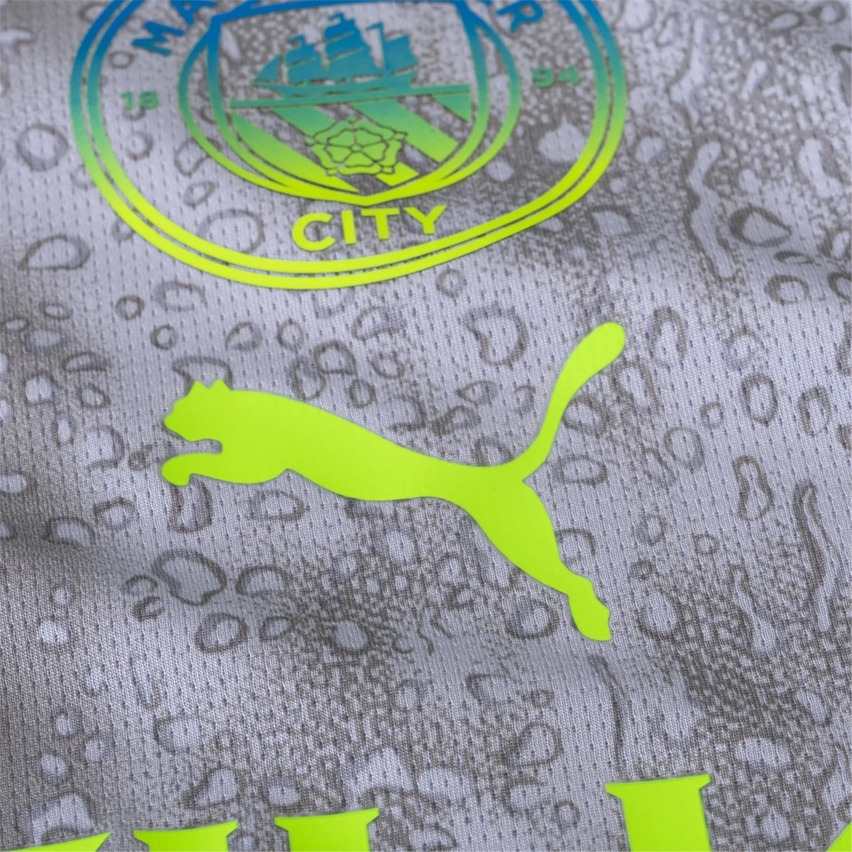 Puma Men's Manchester City Third Jersey w/ EPL + No Room For Racism Patches 25/26 (Cool Weather/Pro Green)